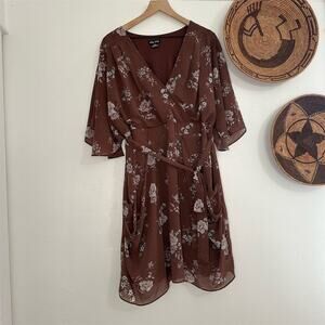 City Chic Women's Plus Size Floral Wrap Dress Knee Length Casual